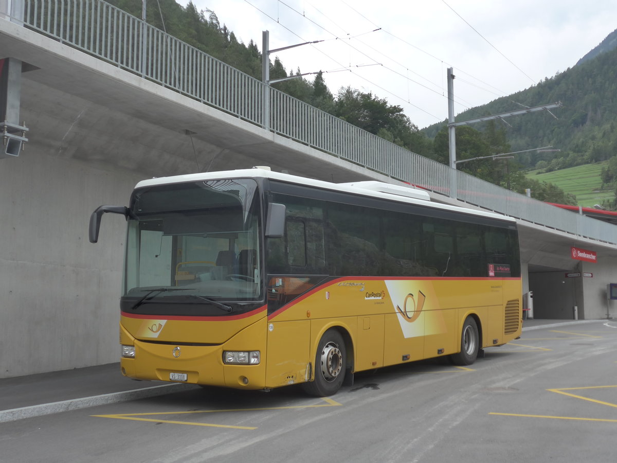 (184'029) - TMR Martigny - Nr. 136/VS 3108 - Irisbus am 24. Auugust 2017 beim Bahnhof Sembrancher