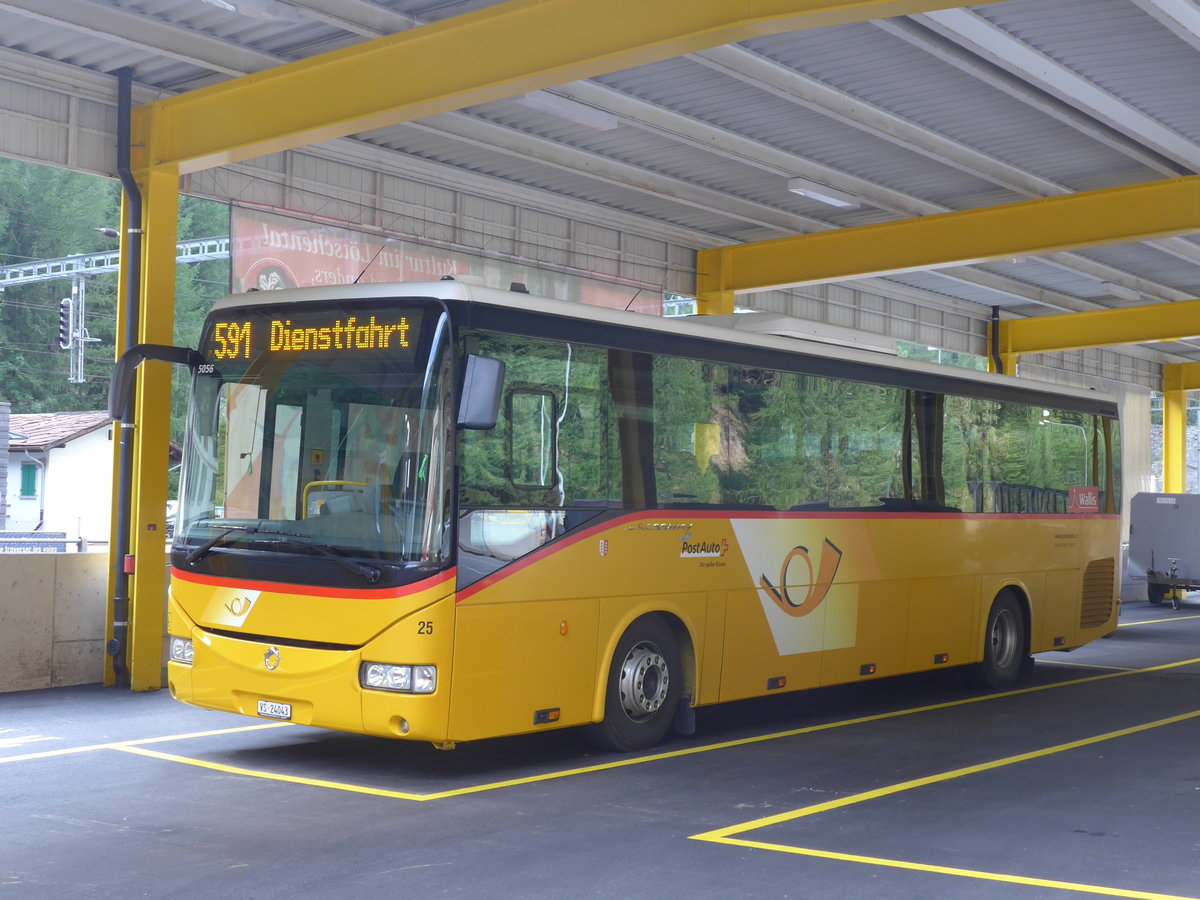 (184'256) - Jaggi, Kippel - Nr. 25/VS 24'043 - Irisbus am 25. August 2017 beim Bahnhof Goppenstein