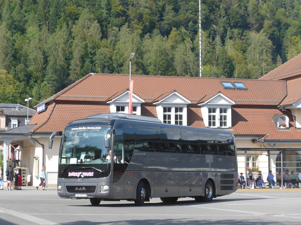 (184'616) - Aus Kroatien: Darko Tours, Desinic - DA 869-EK - MAN am 3. September 2017 beim Bahnhof Interlaken Ost