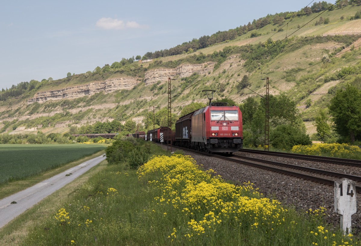 185 355-5 am 14. Mai 2015 bei Thngersheim.