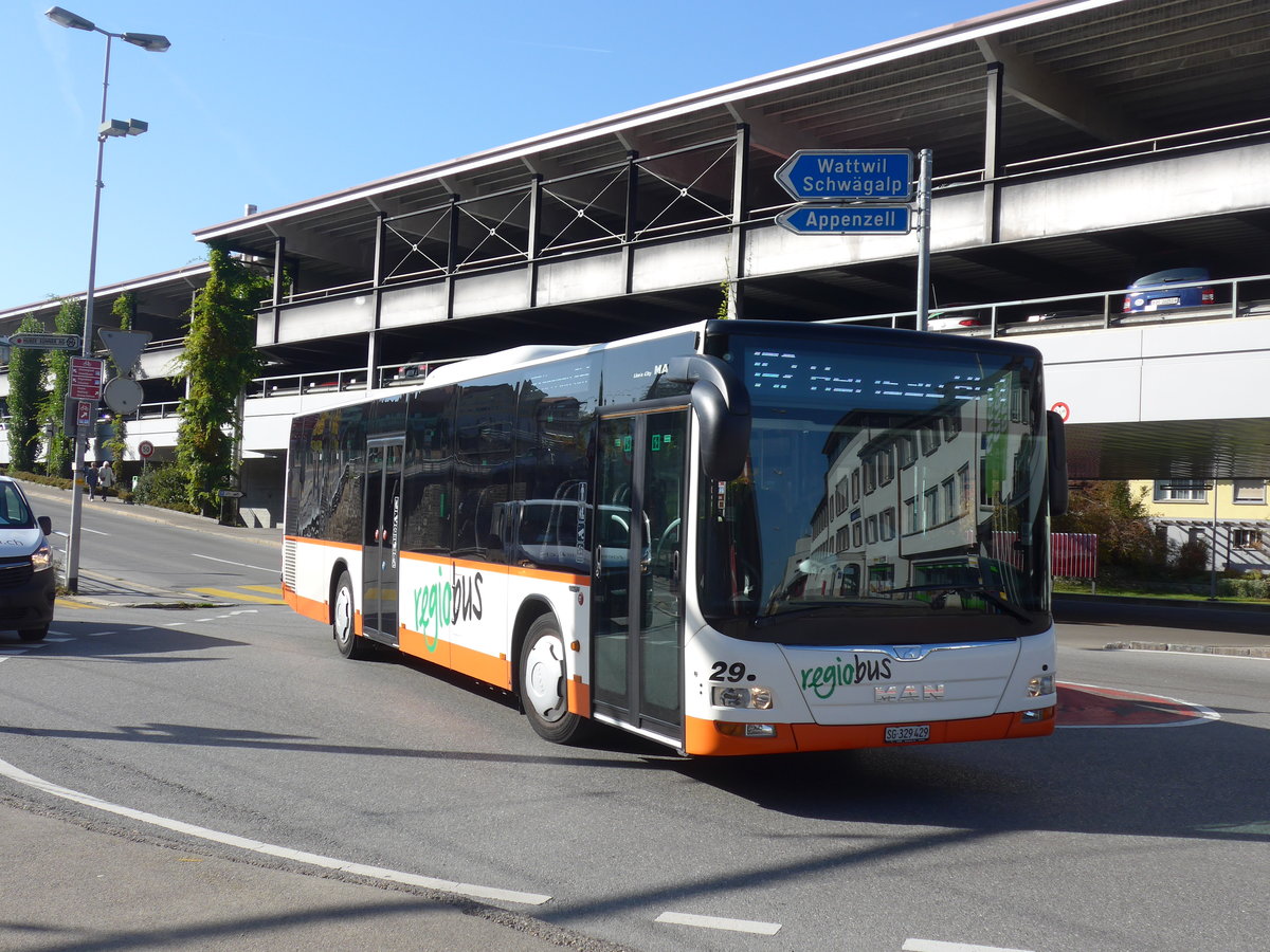 (185'937) - Regiobus, Gossau - Nr. 29/SG 329'429 - MAN am 19. Oktober 2017 beim Bahnhof Herisau