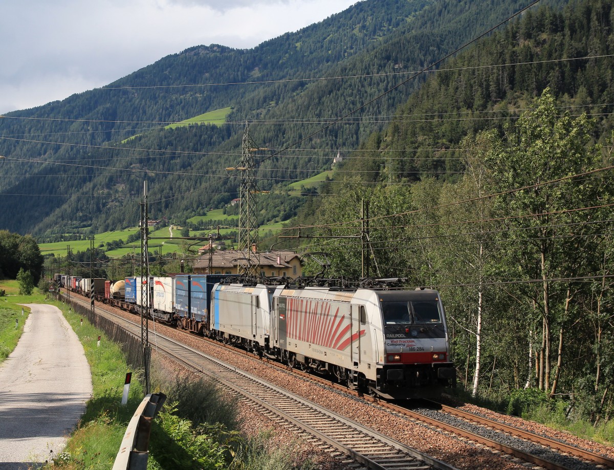 186 284 ist am 5. August 2014 bei Mauls in Sdtirol in Richtung Brenner unterwegs.