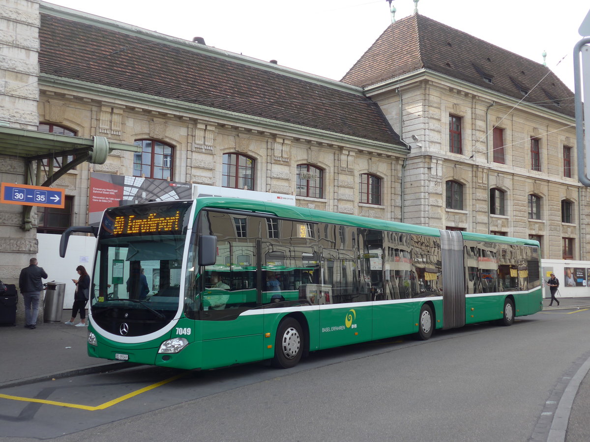 (186'064) - BVB Basel - Nr. 7049/BS 99'349 - Mercedes am 21. Oktober 2017 beim Bahnhof Basel