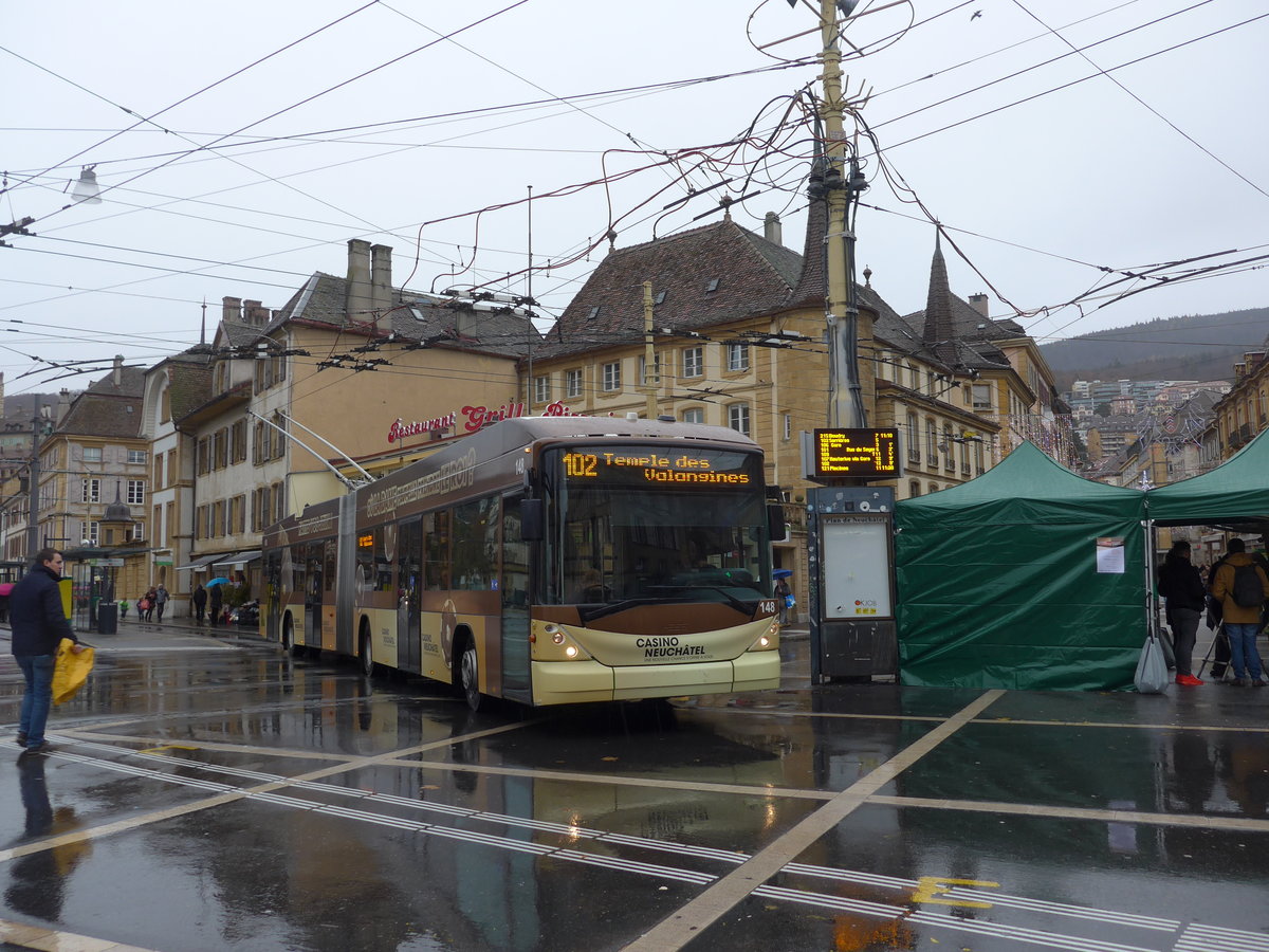 (186'594) - transN, La Chaux-de-Fonds - Nr. 148 - Hess/Hess Gelenktrolleybus (ex TN Neuchtel Nr. 148) am 25. November 2017 in Neuchtel, Place Pury