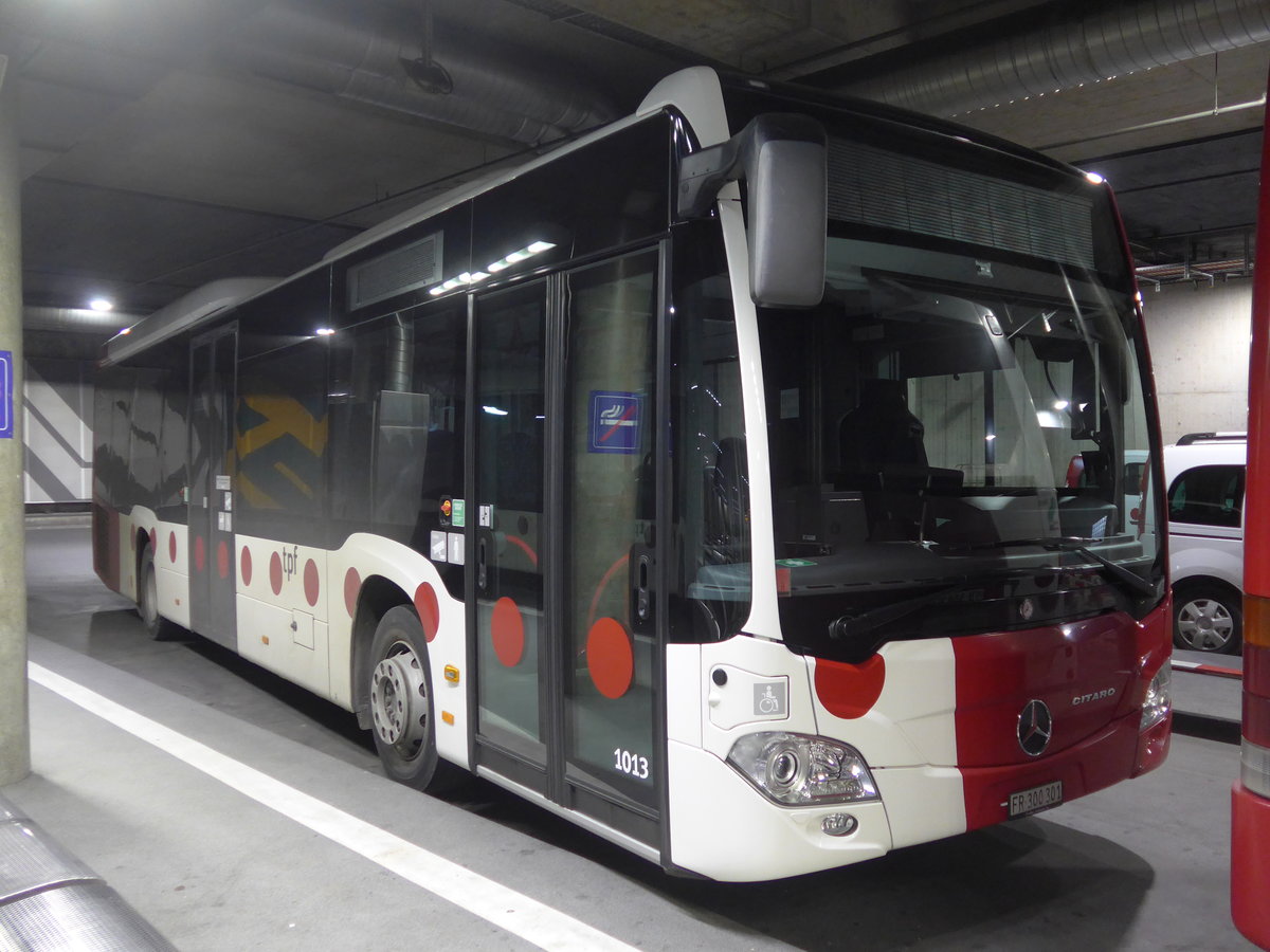 (186'687) - TPF Fribourg - Nr. 1013/FR 300'301 - Mercedes am 27. November 2017 in Fribourg, Busbahnhof