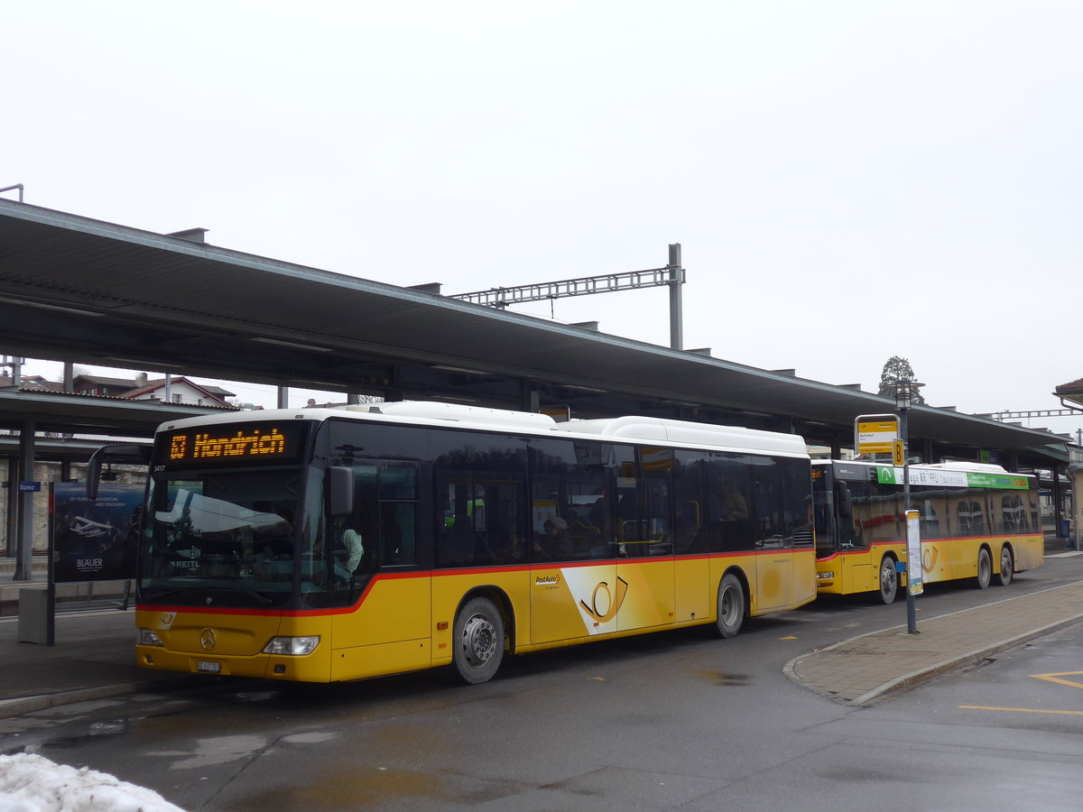 (187'273) - PostAuto Bern - BE 637'781 - Mercedes am 24. Dezember 2017 beim Bahnhof Spiez