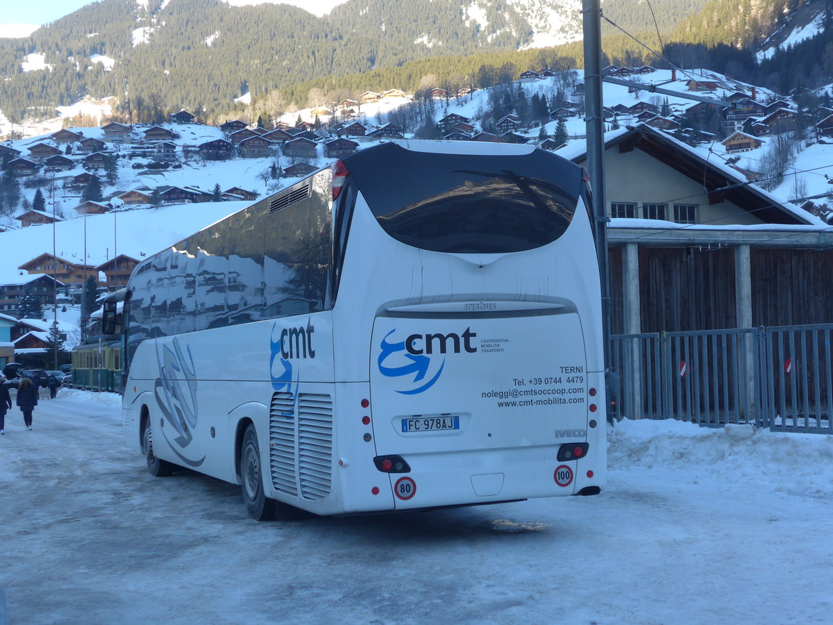 (187'322) - Aus Italien: CMT, Terni - FC-978 AJ - Irisbus am 24. Dezember 2017 in Grindelwald, Grund