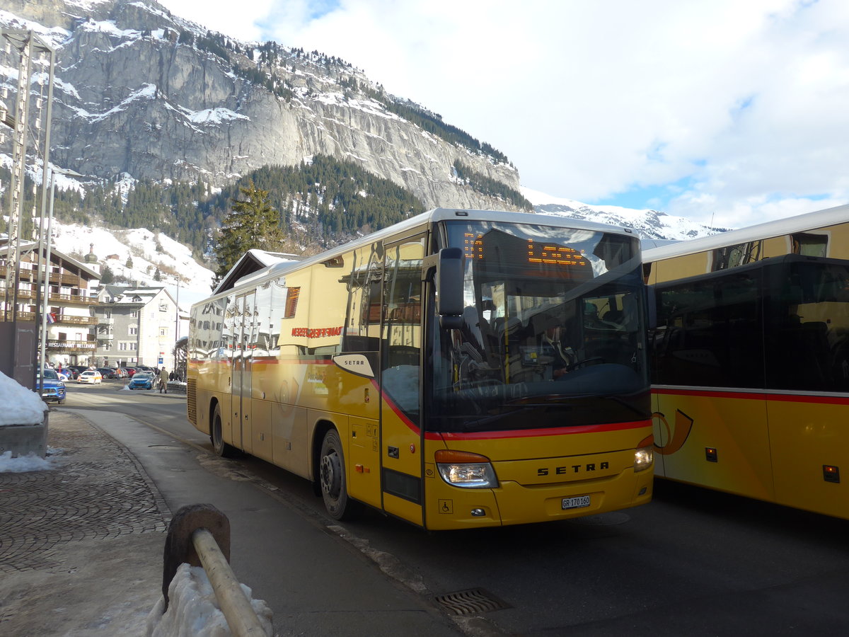 (187'379) - PostAuto Graubnden - GR 170'160 - Setra am 26. Dezember 2017 in Flims, Bergbahnen