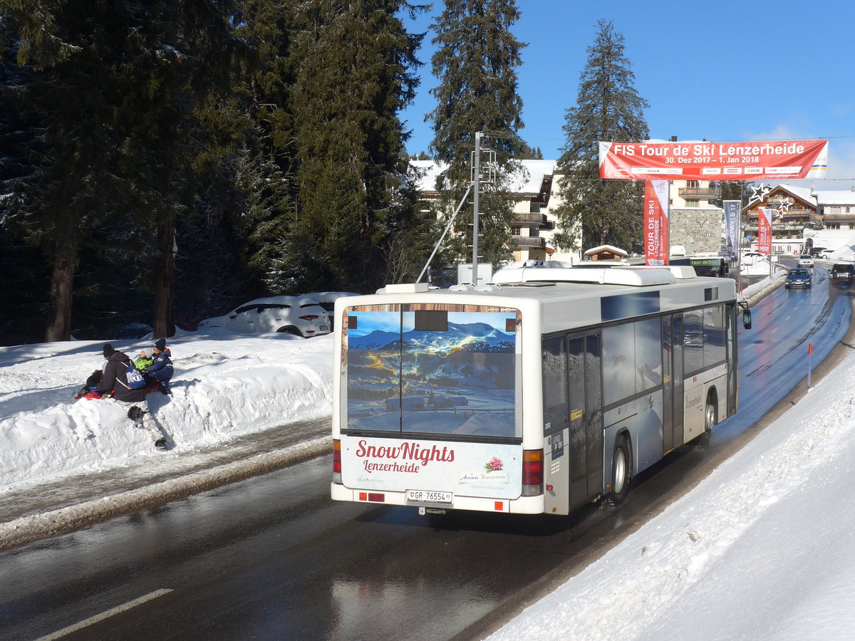 (187'575) - Bossi&Hemmi, Tiefencastel - GR 76'554 - Volvo/Hess (ex Dnser, Trimmis; ex PostAuto Graubnden; ex P 25'676) am 1. Januar 2018 in Valbella, Tour de Ski