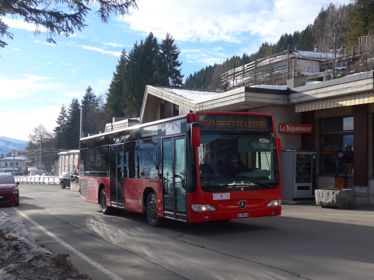 (187'954) - Leysin-Excursions, Leysin - VD 398'538 - Mercedes (ex Imfeld, Landstuhl) am 14. Januar 2018 beim Bahnhof Leysin-Feydey