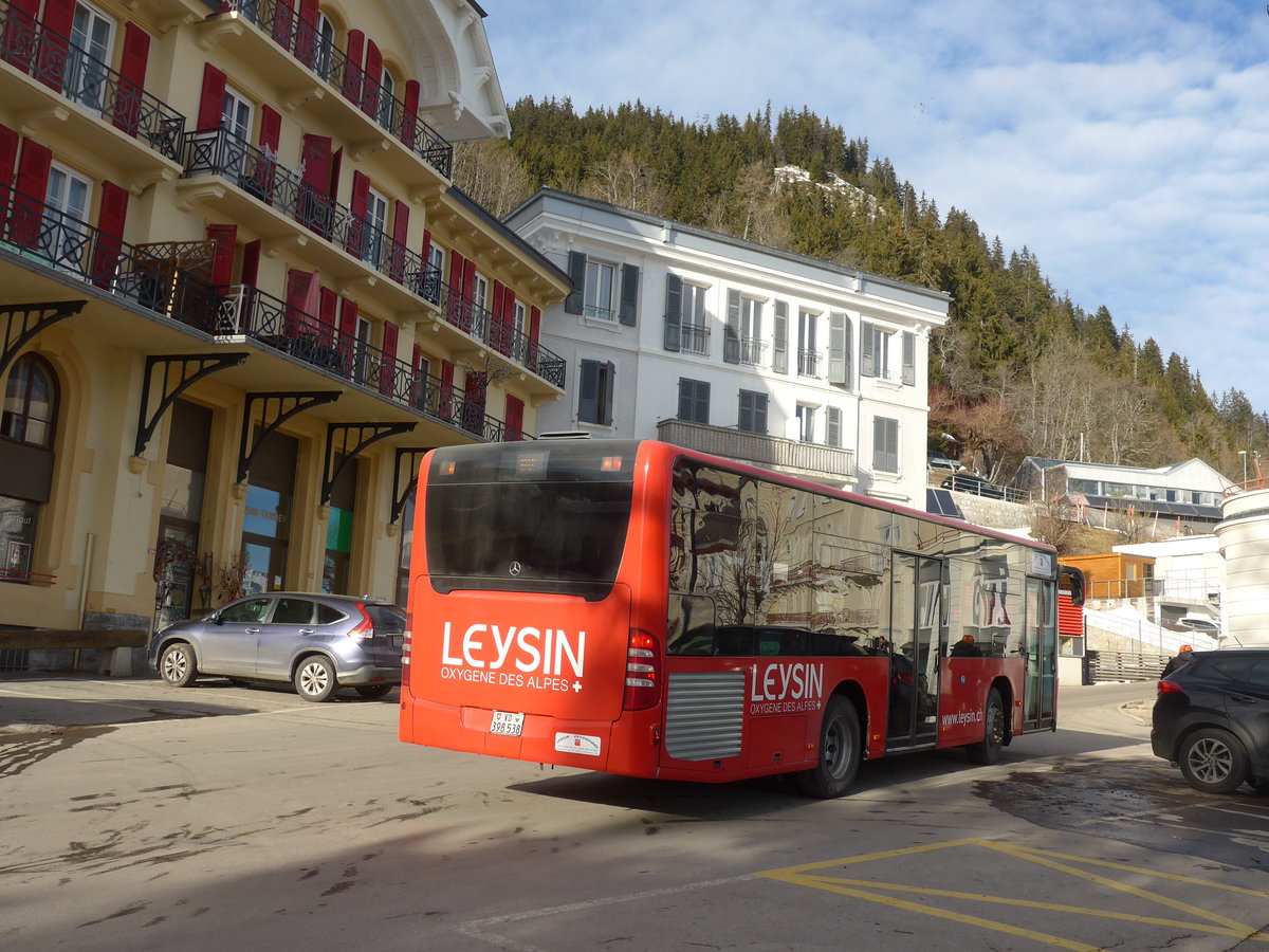 (187'955) - Leysin-Excursions, Leysin - VD 398'538 - Mercedes (ex Imfeld, D-Landstuhl) am 14. Januar 2018 beim Bahnhof Leysin-Feydey