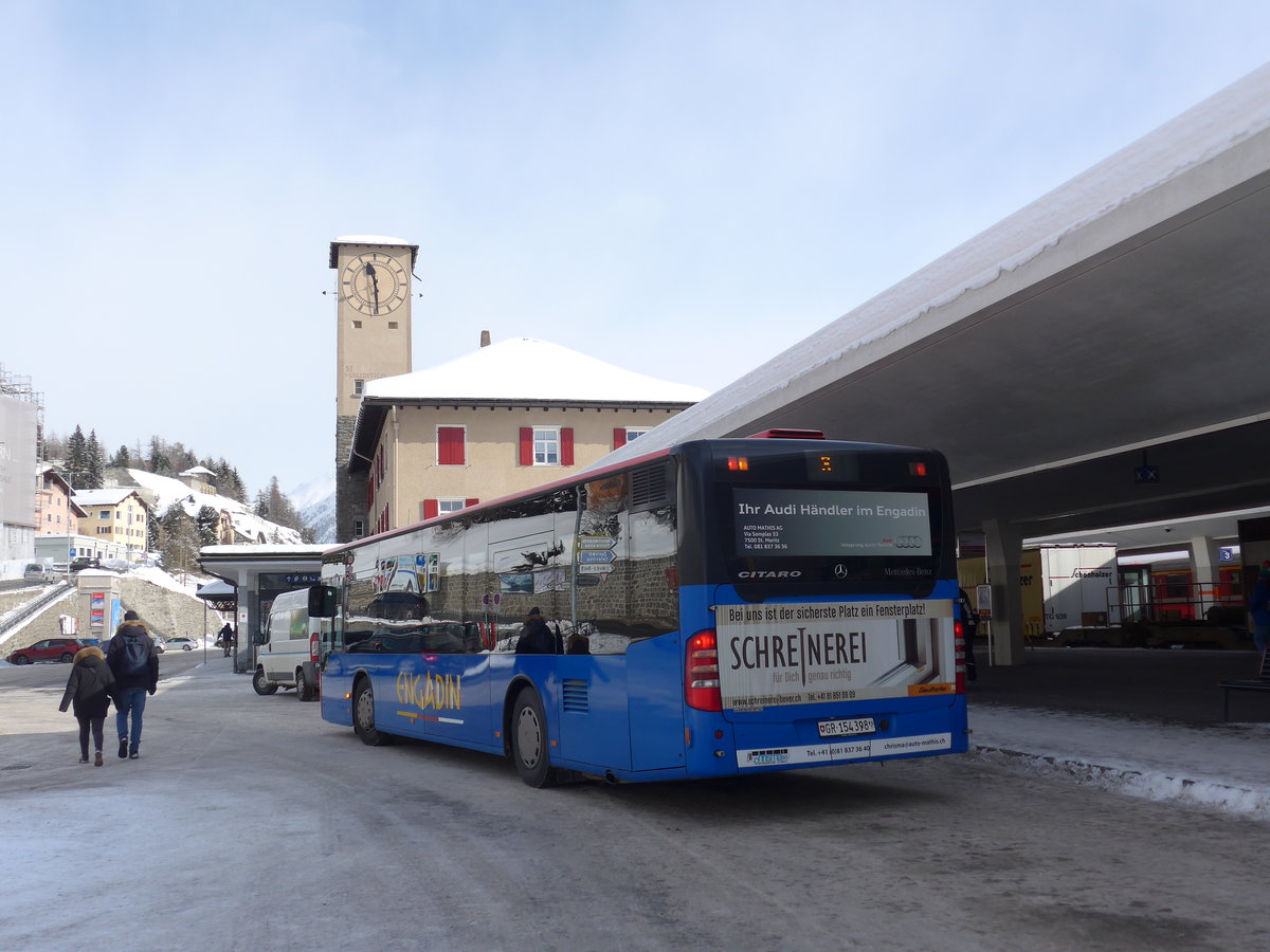 (188'102) - Chrisma, St. Moritz - GR 154'398 - Mercedes am 3. Februar 2018 beim Bahnhof St. Moritz