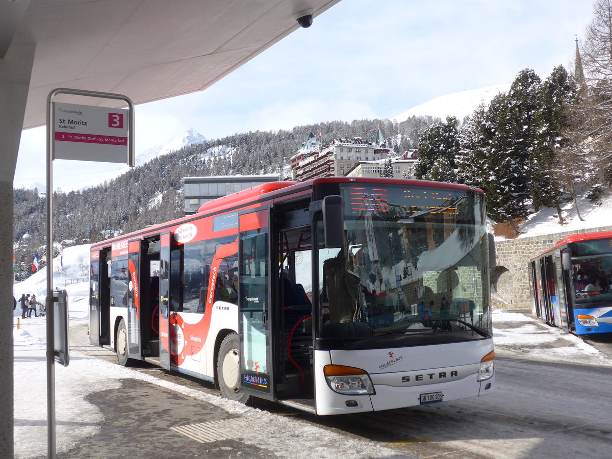 (188'123) - SBC Chur - Nr. 105/GR 100'105 - Setra am 3. Februar 2018 beim Bahnhof St. Moritz