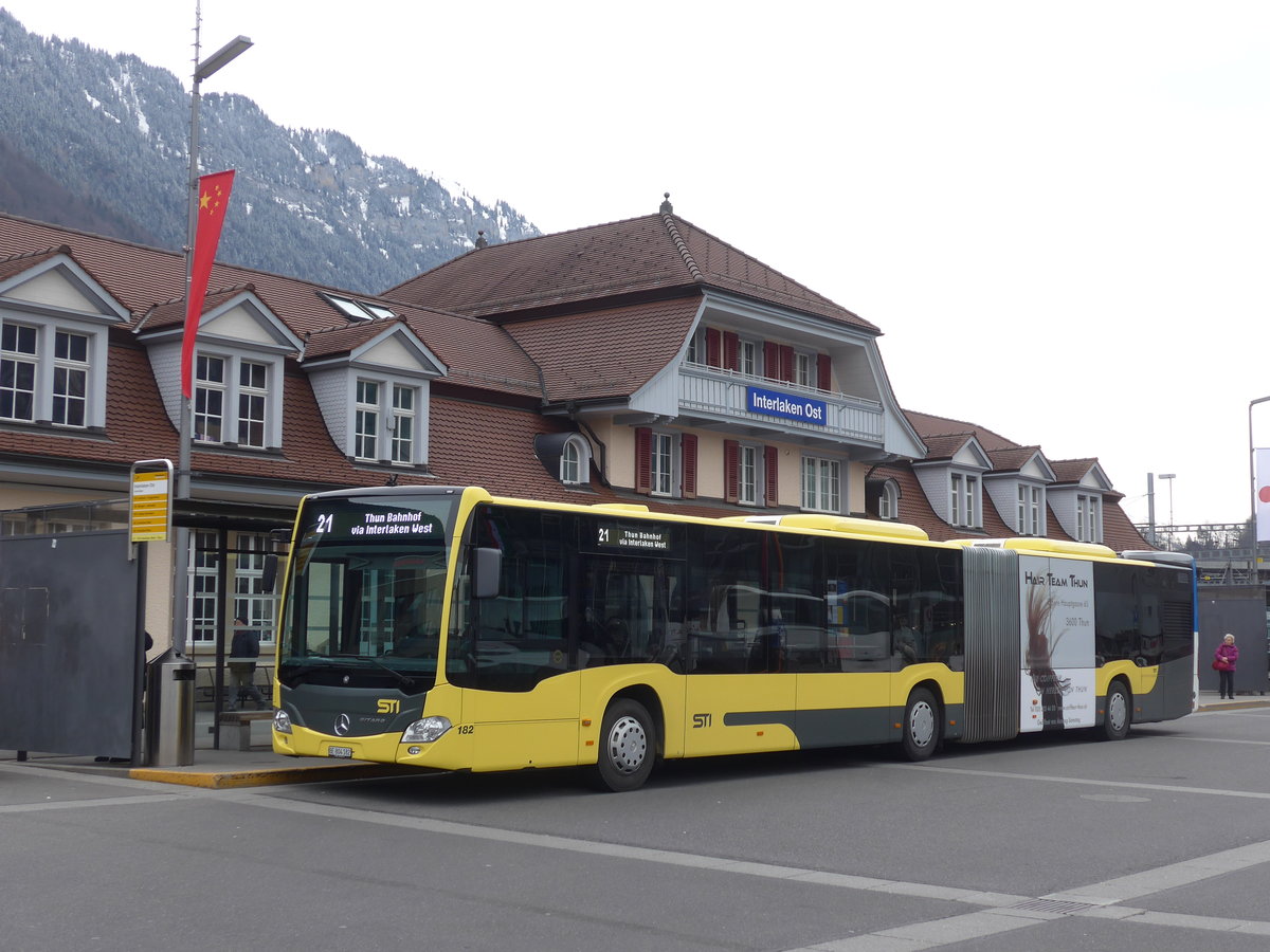 (188'231) - STI Thun - Nr. 182/BE 804'182 - Mercedes am 5. Februar 2018 beim Bahnhof Interlaken Ost