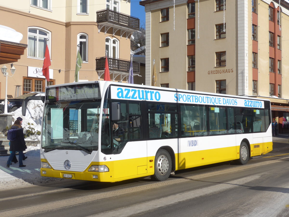 (188'506) - VBD Davos - Nr. 6/GR 53'473 - Mercedes am 13. Februar 2018 beim Bahnhof Davos Dorf