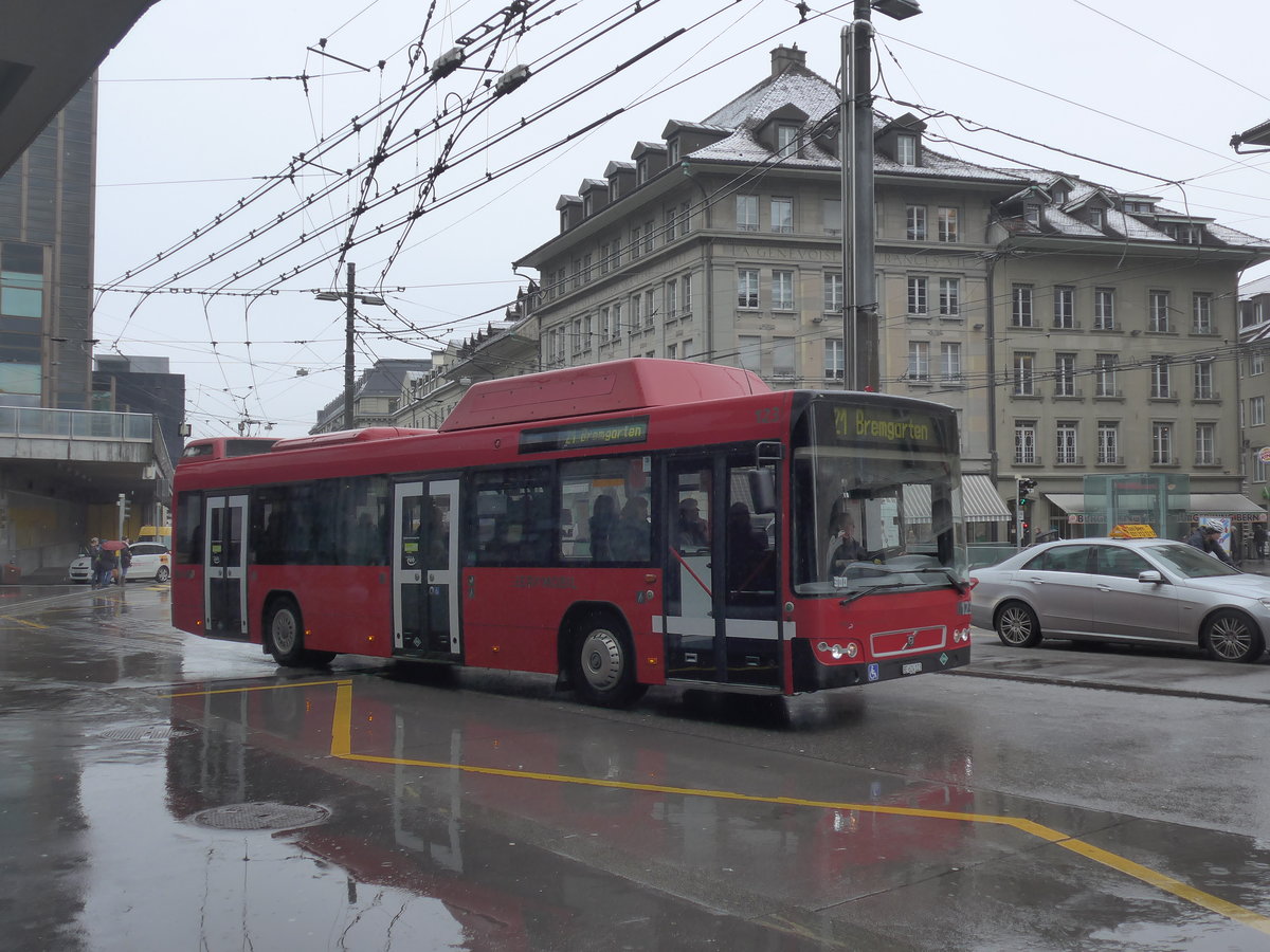 (188'639) - Bernmobil, Bern - Nr. 123/BE 624'123 - Volvo am 15. Februar 2018 beim Bahnhof Bern