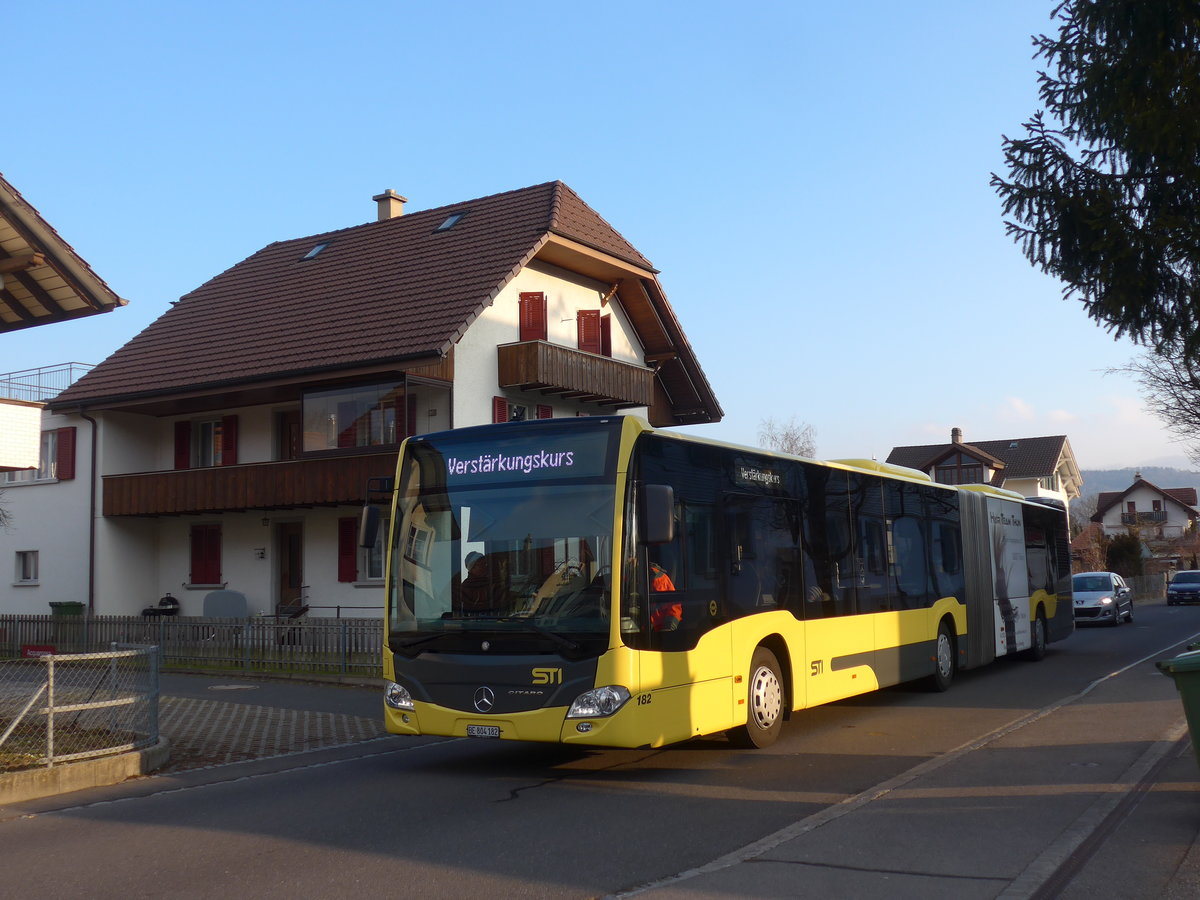 (188'970) - STI Thun - Nr. 182/BE 804'182 - Mercedes am 26. Februar 2018 in Thun-Lerchenfeld, Langestrasse
