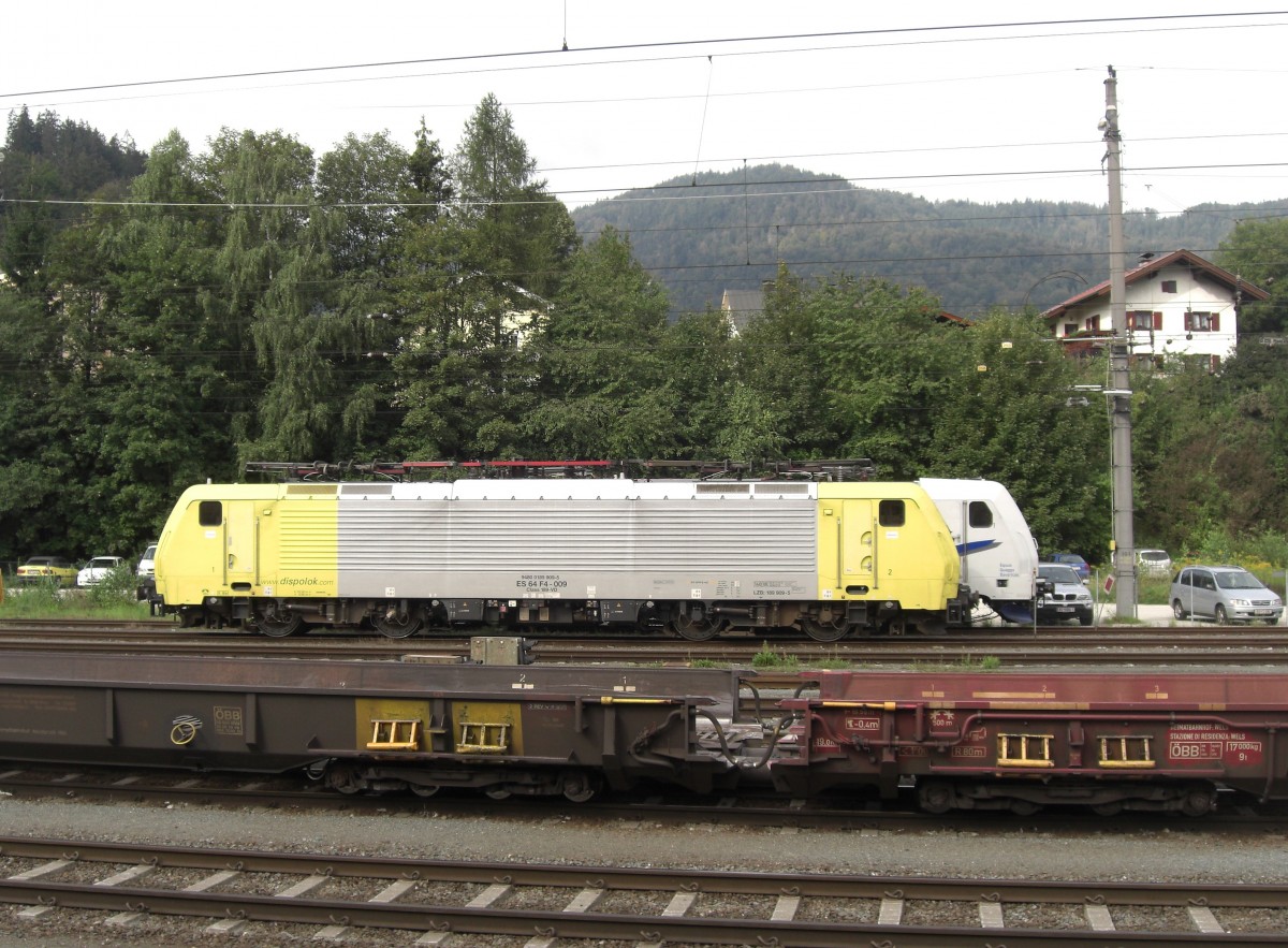 189 909-5 wartet am 19. September 2007 im Bahnhof von Kufstein auf den nchsten Einsatz.