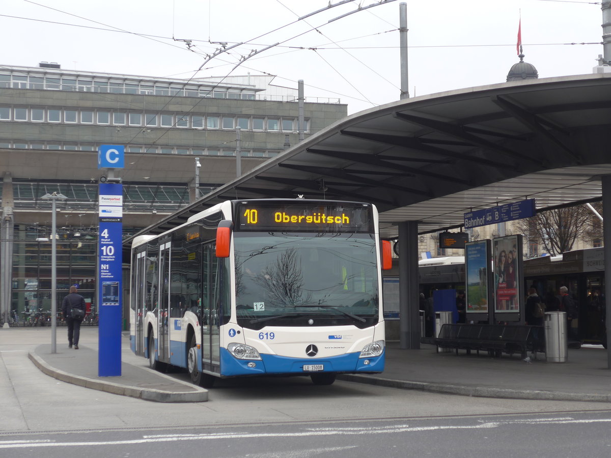 (189'305) - VBL Luzern - Nr. 619/LU 15'008 - Mercedes am 17. Mrz 2018 beim Bahnhof Luzern