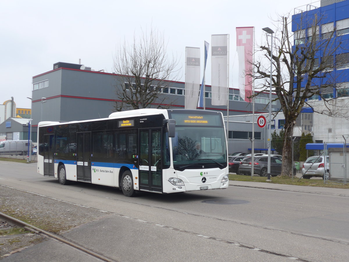 (189'576) - Welti-Furrer, Bassersdorf - Nr. 95/ZH 661'195 - Mercedes am 19. Mrz 2018 in Kloten, Oberfeldstrasse