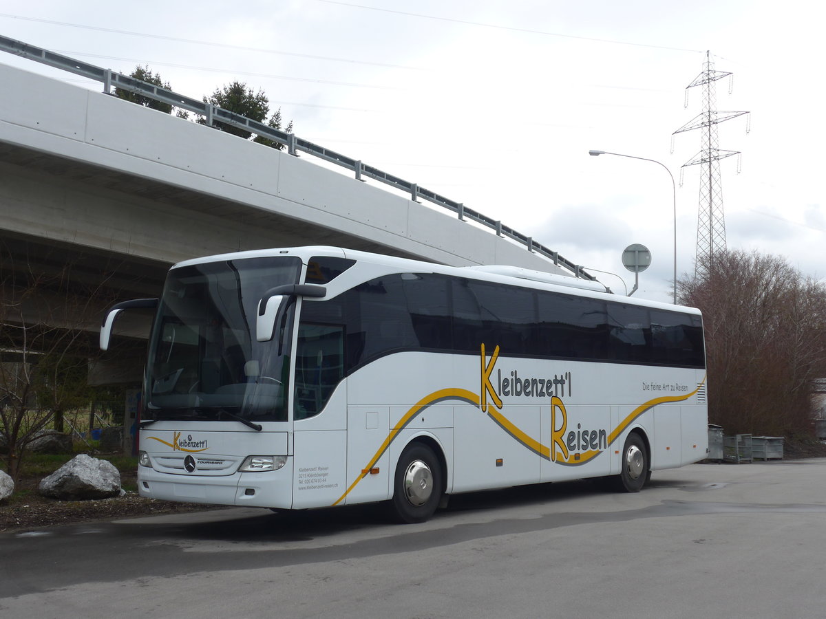 (189'841) - Kleibenzett'l, Kleinbsingen - Nr. 11 - Mercedes am 1. April 2018 in Kerzers, Interbus