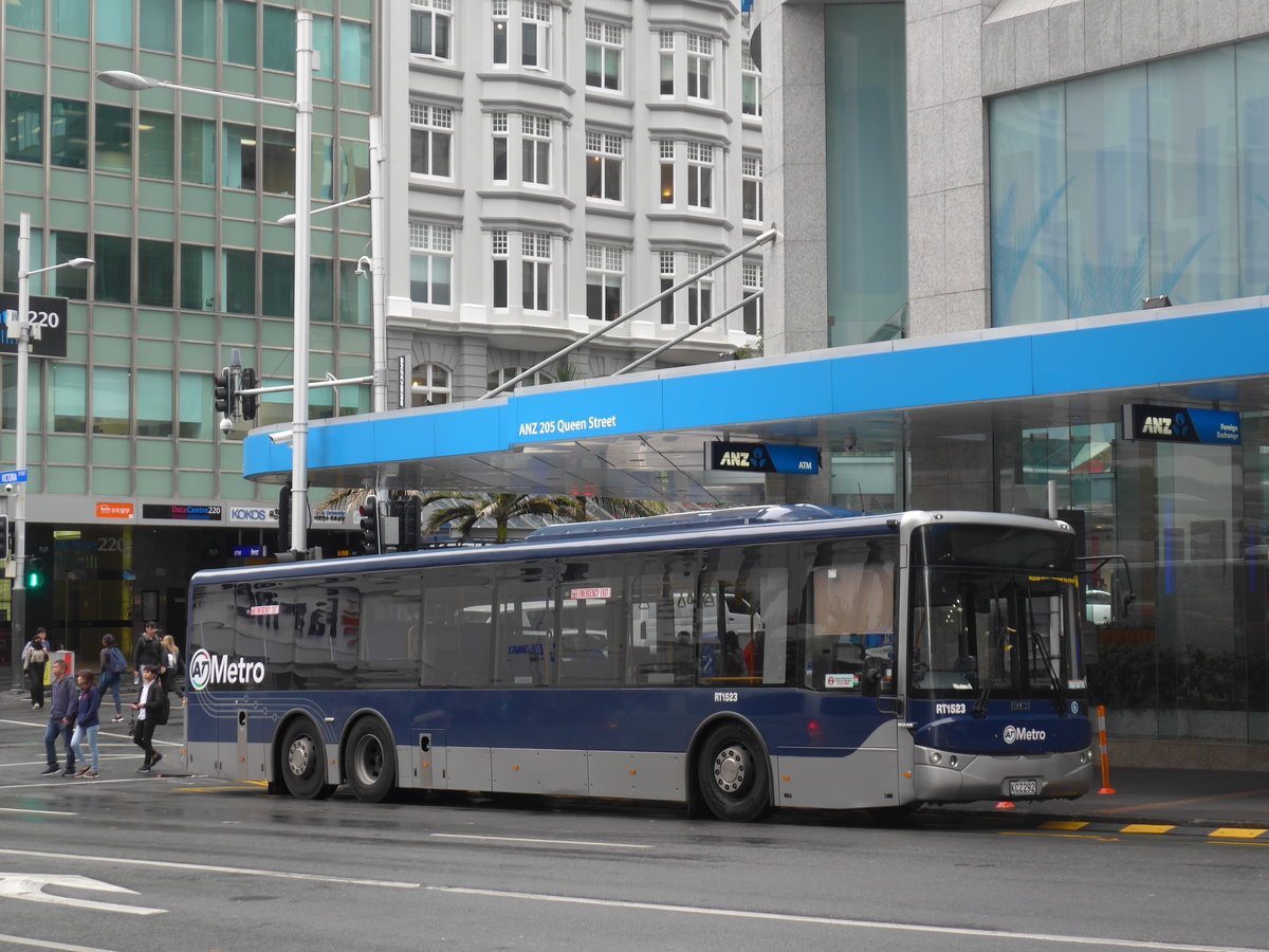 (192'133) - AT Metro, Auckland - Nr. RT1523/KCZ292 - Scania-BCI am 30. April 2018 in Auckland