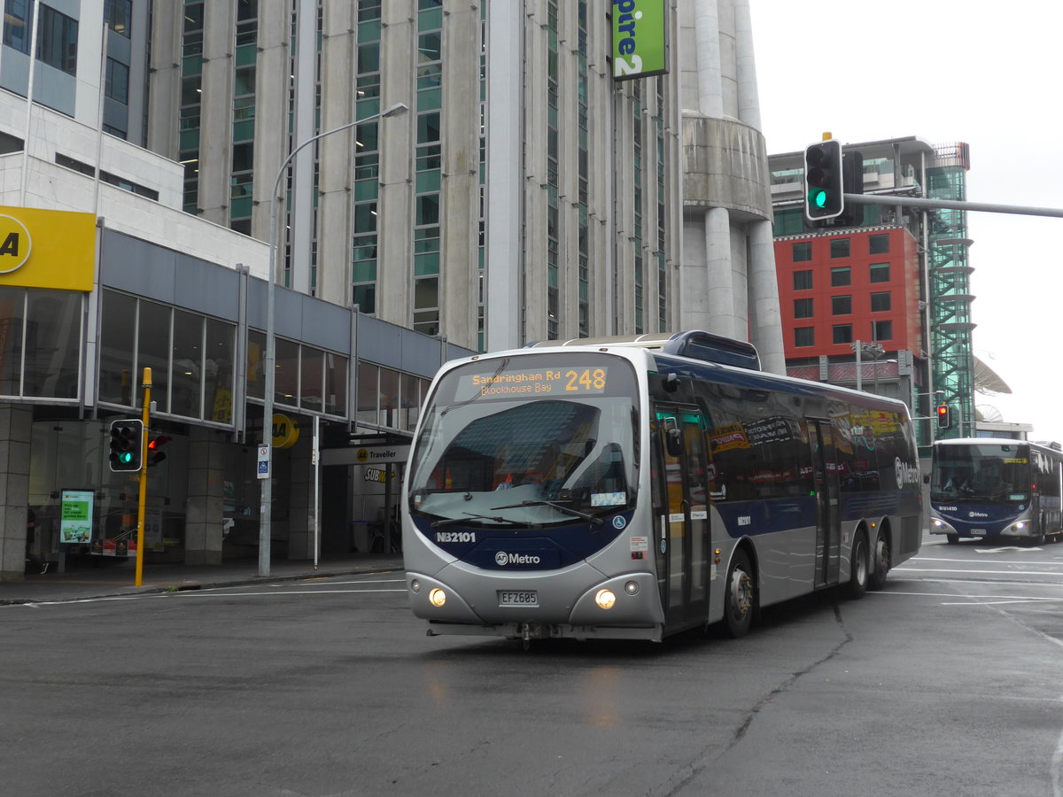 (192'137) - AT Metro, Auckland - Nr. NB2101/EFZ605 - Scania/Designline am 30. April 2018 in Auckland