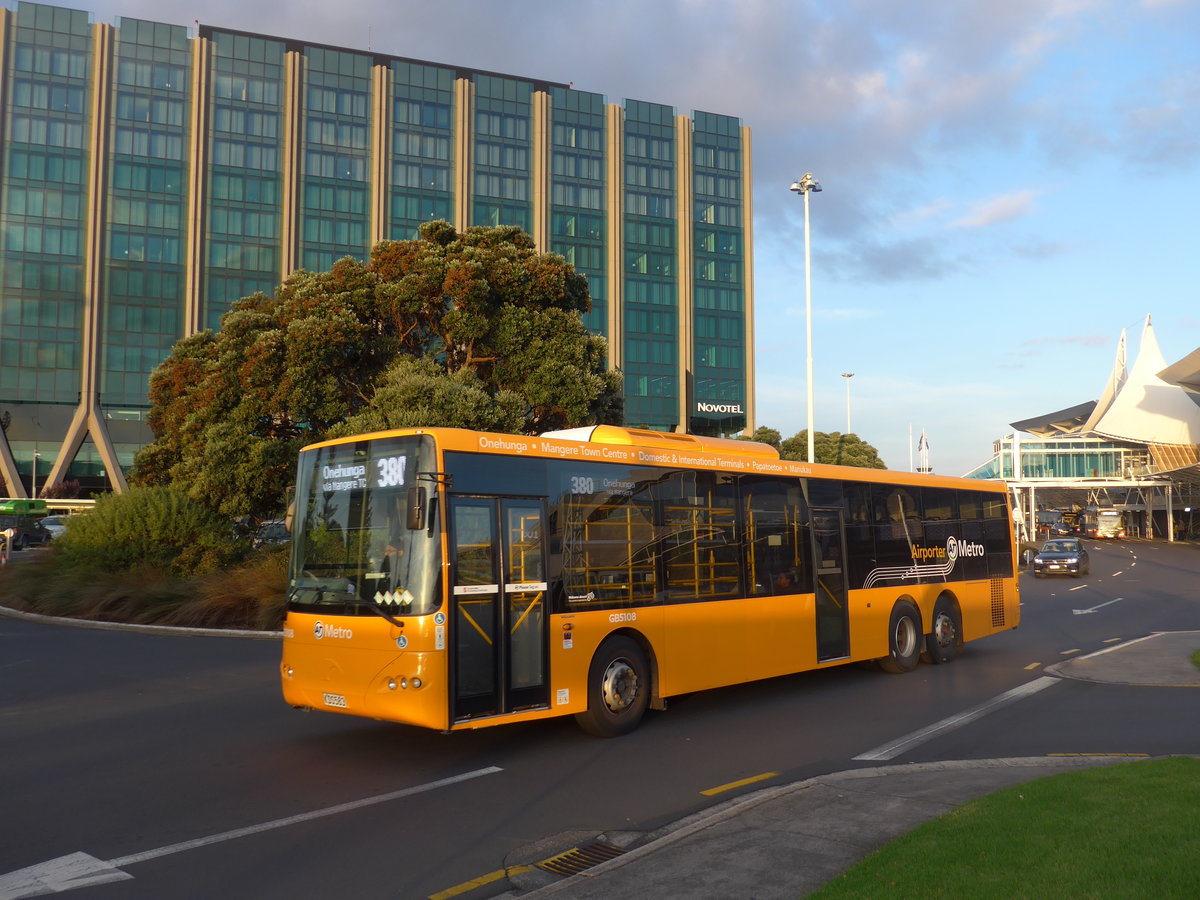 (192'220) - AT Metro, Auckland - Nr. GB5108/KDS583 - Volvo/KiwiBus am 1. Mai 2018 in Auckland, Airport