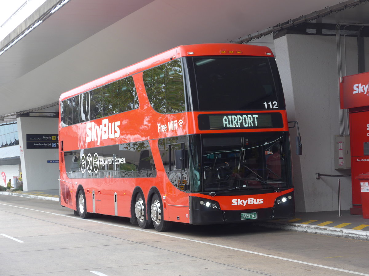 (192'282) - SkyBus, Melbourne - Nr. 112/BS02 KJ - Bustech am 2. Mai 2018 in Melbourne, Airport