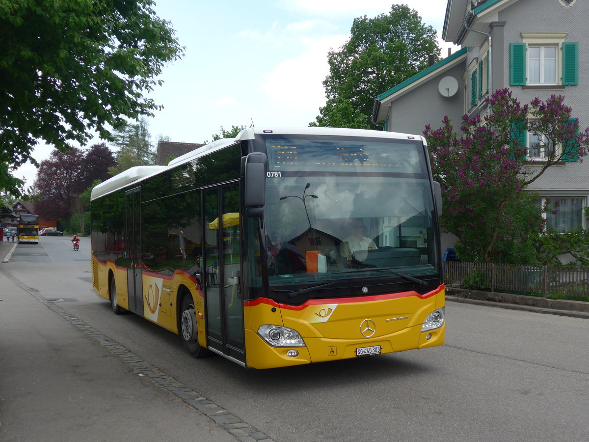 (192'771) - PostAuto Ostschweiz - SG 445'303 - Mercedes am 5. Mai 2018 beim Bahnhof Nesslau-Neu St. Johann