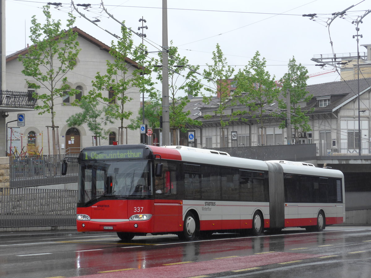 (192'937) - SW Winterthur - Nr. 337/ZH 730'337 - Solaris am 10. Mai 2018 beim Hauptbahnhof Winterthur