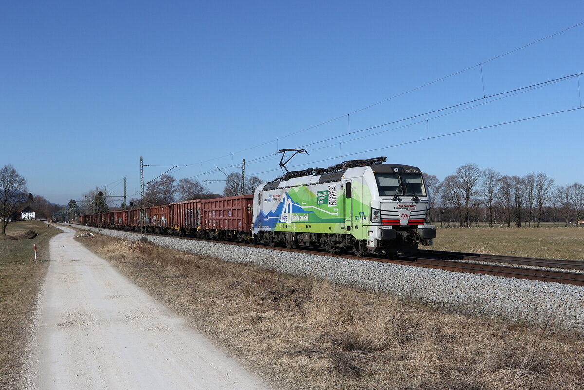 193 774 war am 9. M�rz 2022 bei �bersee am Chiemsee in Richtung Freilassing unterwegs.