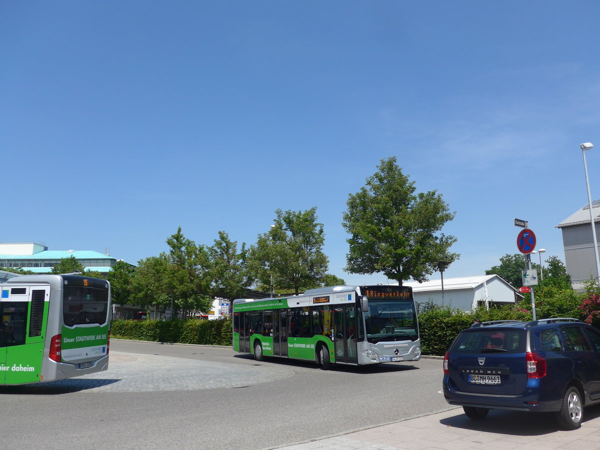 (193'565) - SVF Friedrichshafen - FN-SV 2521 - Mercedes am 26. Mai 2018 beim Hafenbahnhof Friedrichshafen