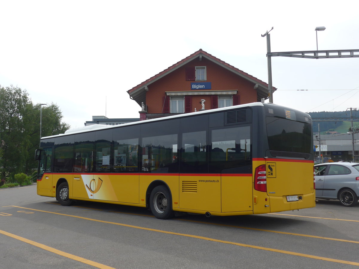 (193'654) - PostAuto Bern - Nr. 531/BE 555'831 - Mercedes am 3. Juni 2018 beim Bahnhof Biglen