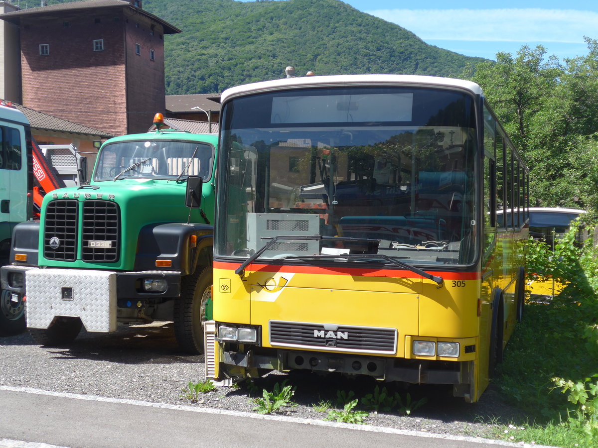 (193'822) - AutoPostale Ticino - Nr. 305 - MAN/Lauber (ex Autopostale, Croglio; ex Feretti, Sessa) am 9. Juni 2018 in Maroggia, Garage Merzaghi