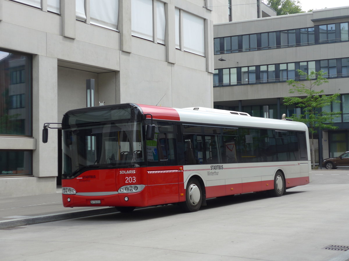 (194'060) - SW Winterthur - Nr. 203/ZH 730'203 - Solaris am 17. Juni 2018 beim Hauptbahnhof Winterthur