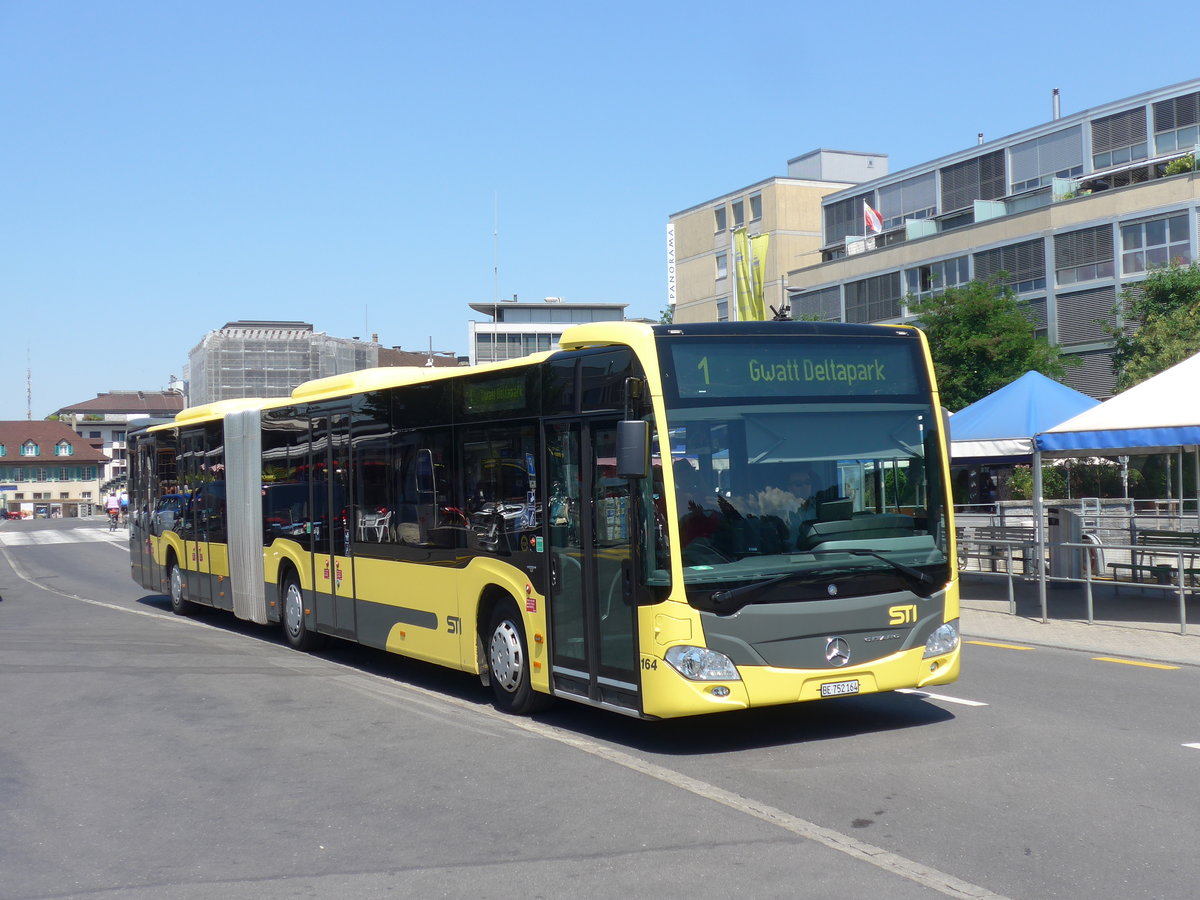 (194'495) - STI Thun - Nr. 164/BE 752'164 - Mercedes am 1. Juli 2018 beim Bahnhof Thun