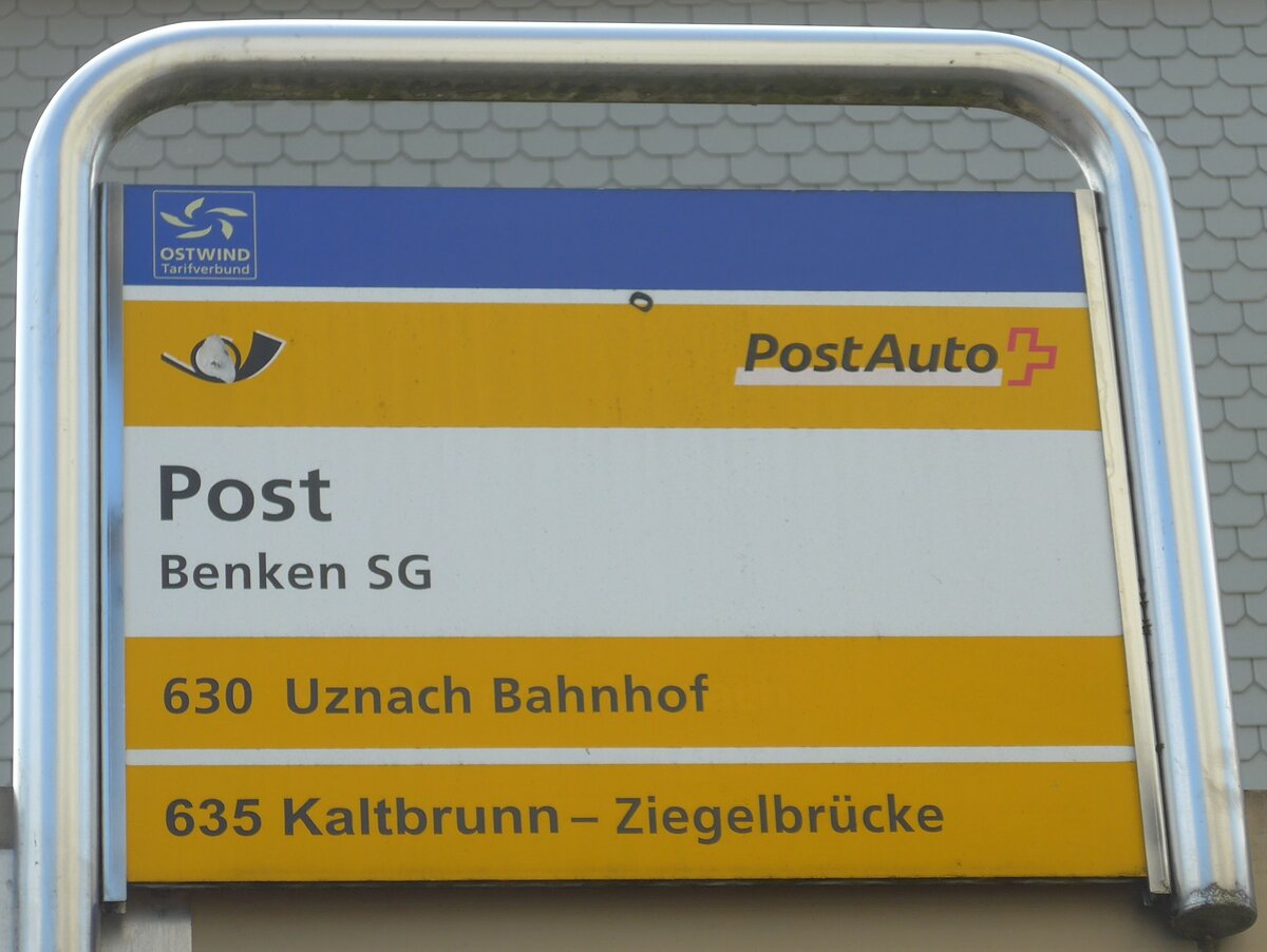 (194'534) - PostAuto-Haltestellenschild - Benken SG, Post - am 7. Juli 2018