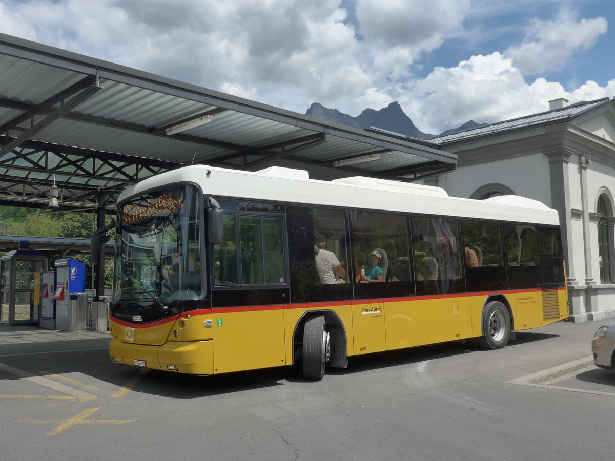 (194'854) - Gessinger, Bad Ragaz - SG 156'317 - Scania/Hess am 15. Juli 2018 beim Bahnhof Bad Ragaz