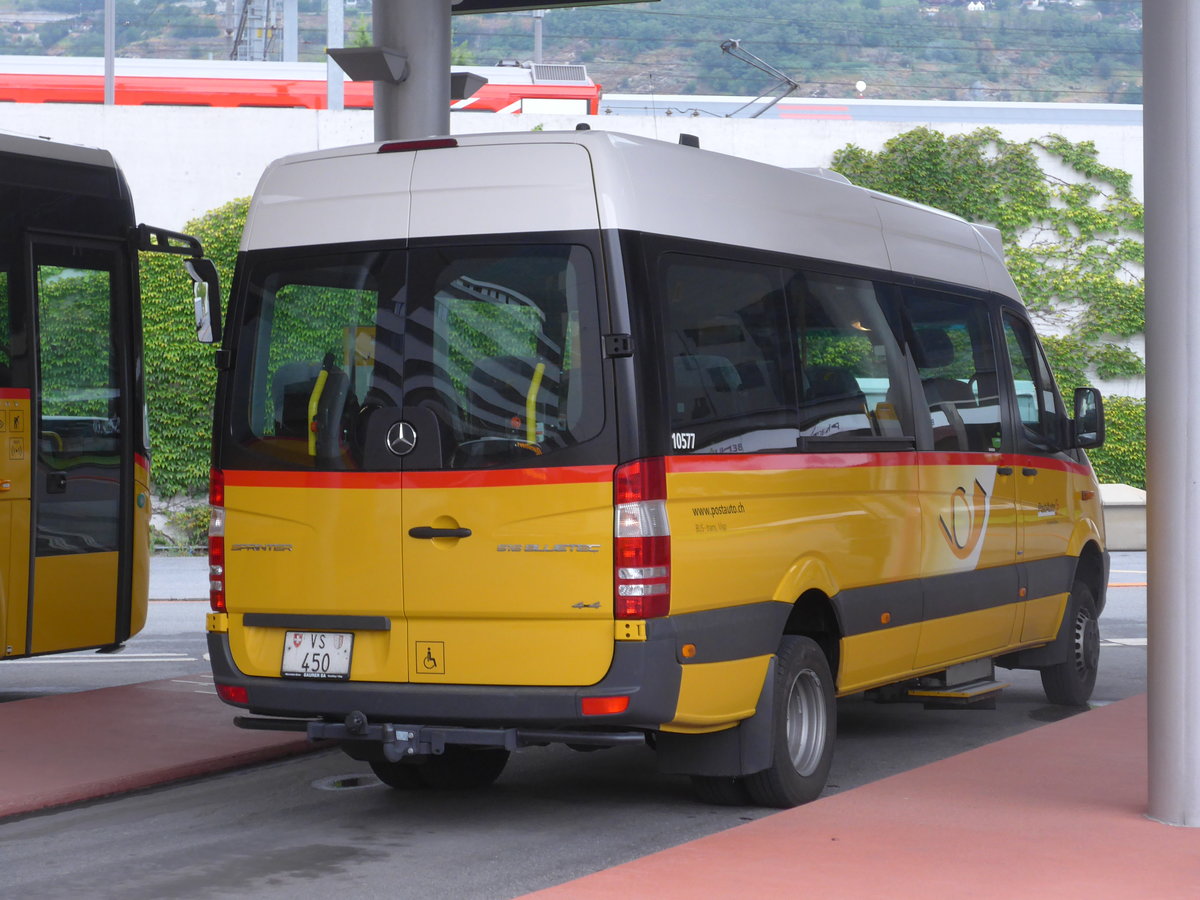 (194'911) - BUS-trans, Visp - VS 450 - Mercedes am 21. Juli 2018 beim Bahnhof Visp