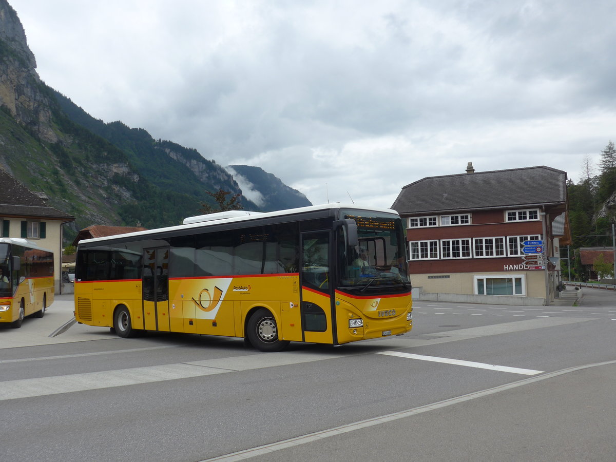 (194'984) - PostAuto Bern - BE 476'689 - Iveco am 21. Juli 2018 in Innertkirchen, Grimseltor