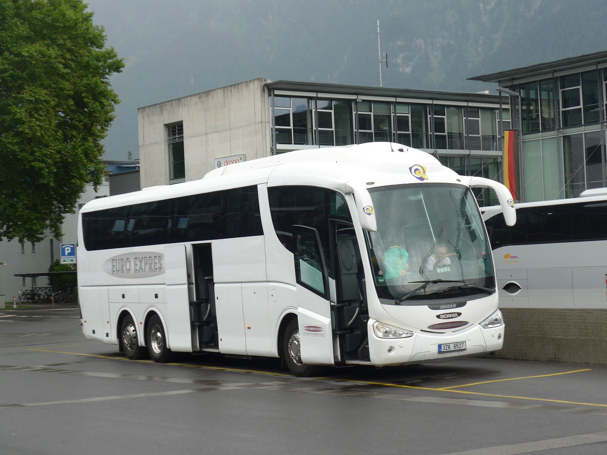 (195'015) - Aus Tschechien: Euro Expres, Lukov - 3Z6 6527 - Scania/Irizar am 21. Juli 2018 beim Bahnhof Interlaken Ost