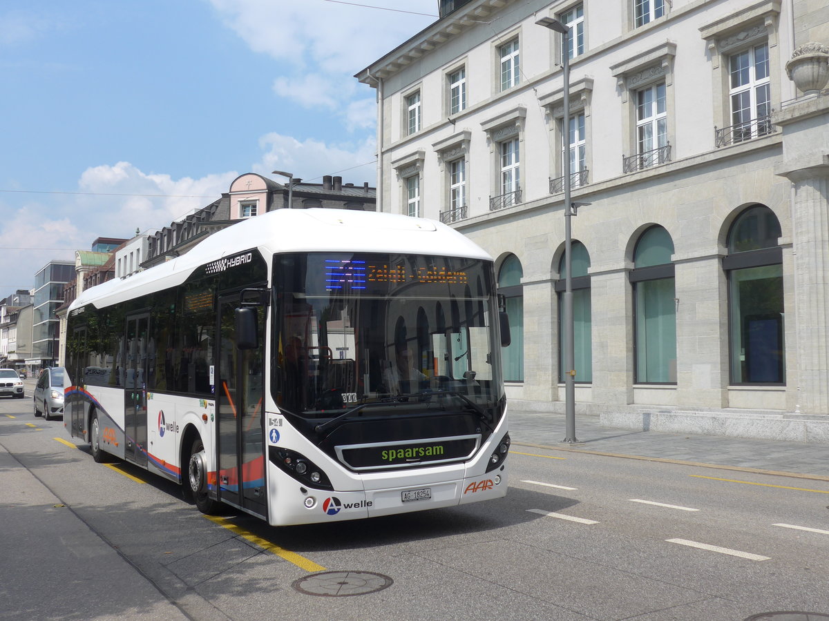 (195'085) - AAR bus+bahn, Aarau - Nr. 54/AG 18'254 - Volvo am 23. Juli 2018 beim Bahnhof Aarau