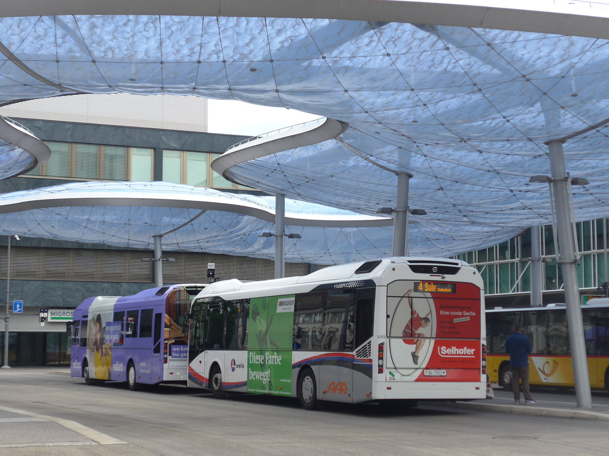 (195'108) - AAR bus+bahn, Aarau - Nr. 53/AG 7553 - Volvo am 23. Juli 2018 beim Bahnhof Aarau
