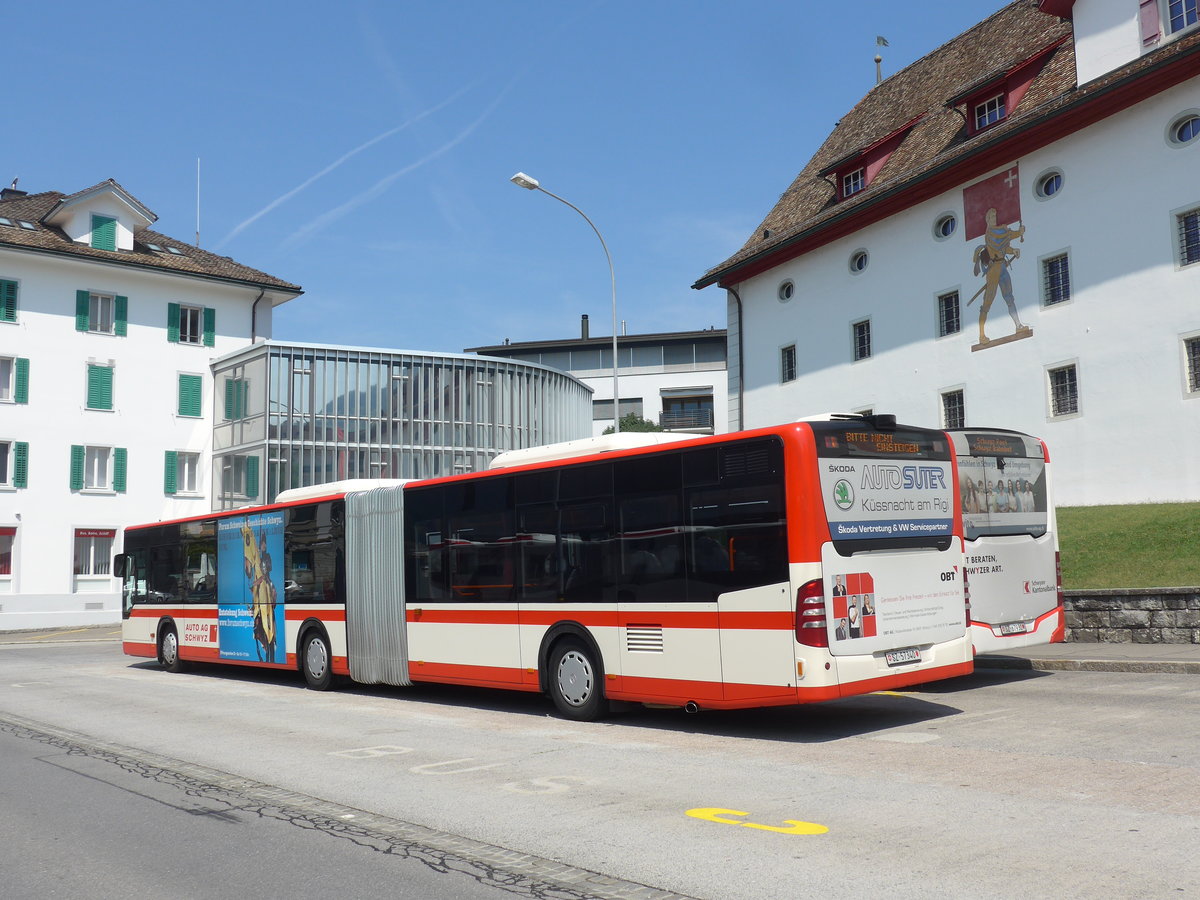 (195'424) - AAGS Schwyz - Nr. 40/SZ 57'340 - Mercedes am 1. August 2018 in Schwyz, Post