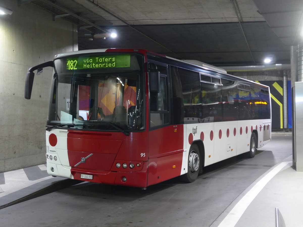 (195'559) - TPF Fribourg - Nr. 95/FR 300'313 - Volvo am 5. August 2018 in Fribourg, Busbahnhof
