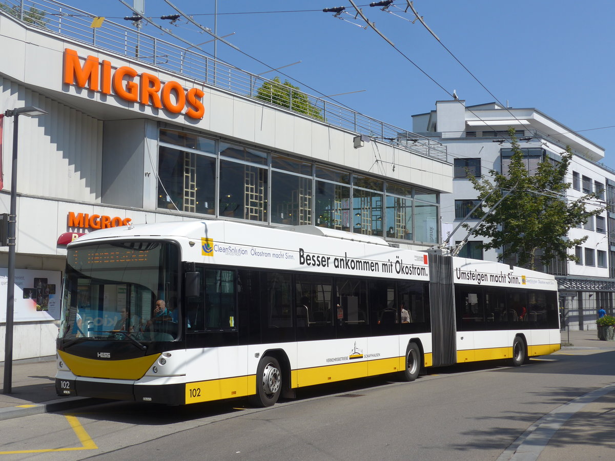 (196'098) - VBSH Schaffhausen - Nr. 102 - Hess/Hess Gelenktrolleybus am 20. August 2018 in Neuhausen, Zentrum