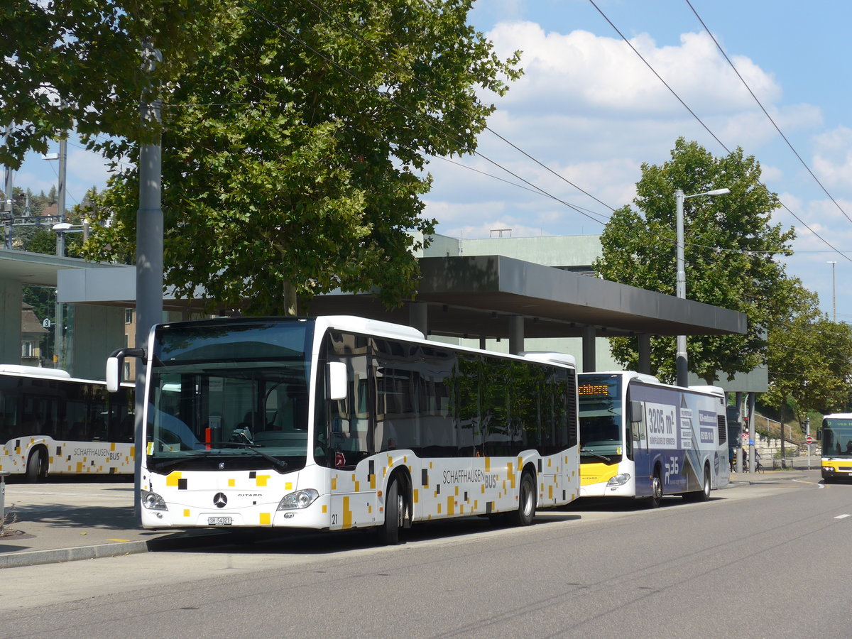 (196'128) - SB Schaffhausen - Nr. 21/SH 54'321 - Mercedes am 20. August 2018 beim Bahnhof Schaffhausen