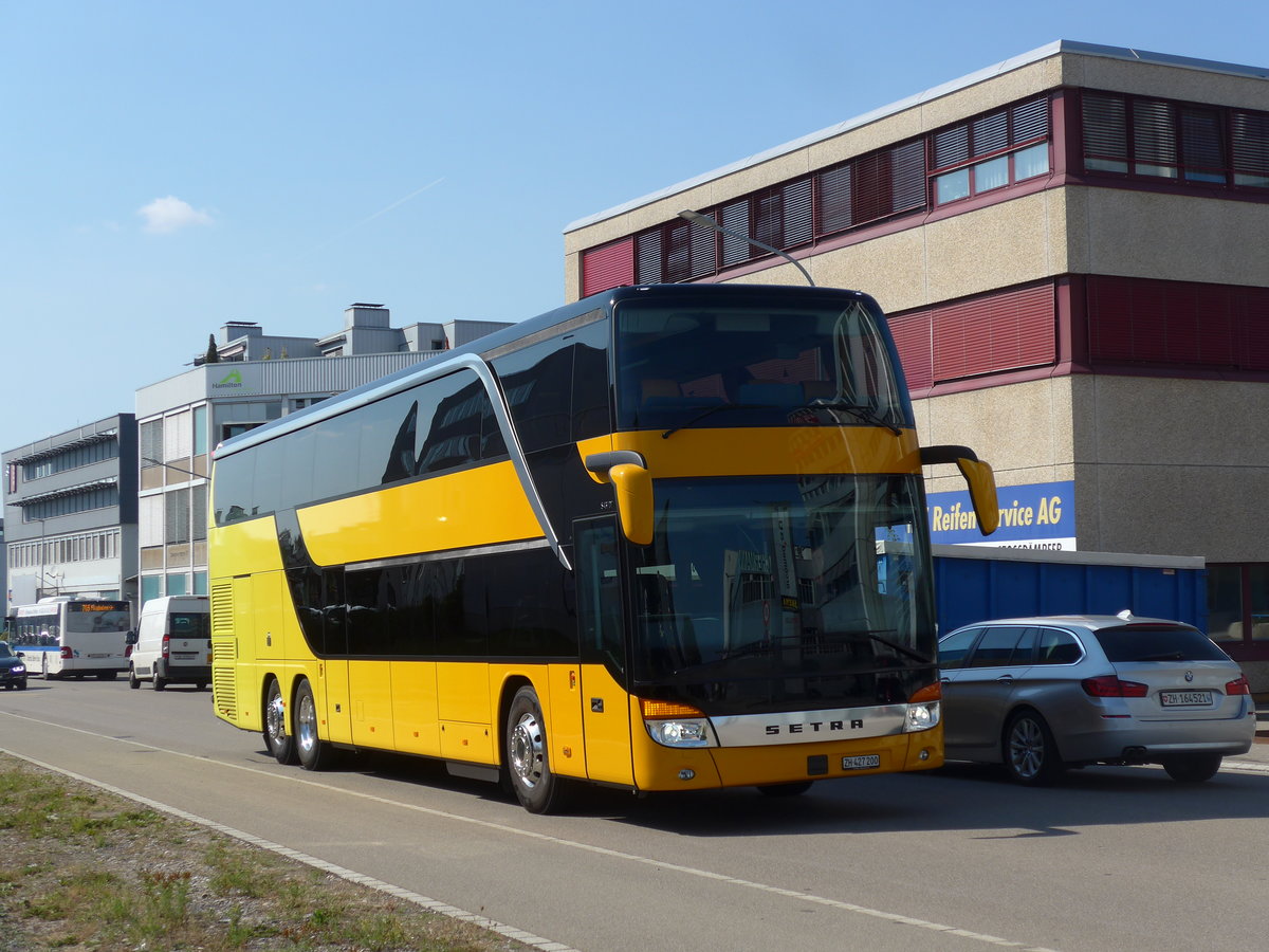 (196'170) - EvoBus, Kloten - ZH 427'200 - Setra am 20. August 2018 in Kloten, Oberfeld