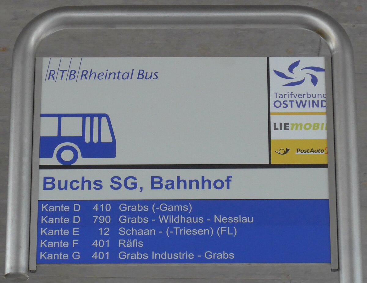 (196'324) - RTB/LIEmOBIL/PostAuto-Haltestellenschild - Buchs SG, Bahnhof - am 1. September 2018